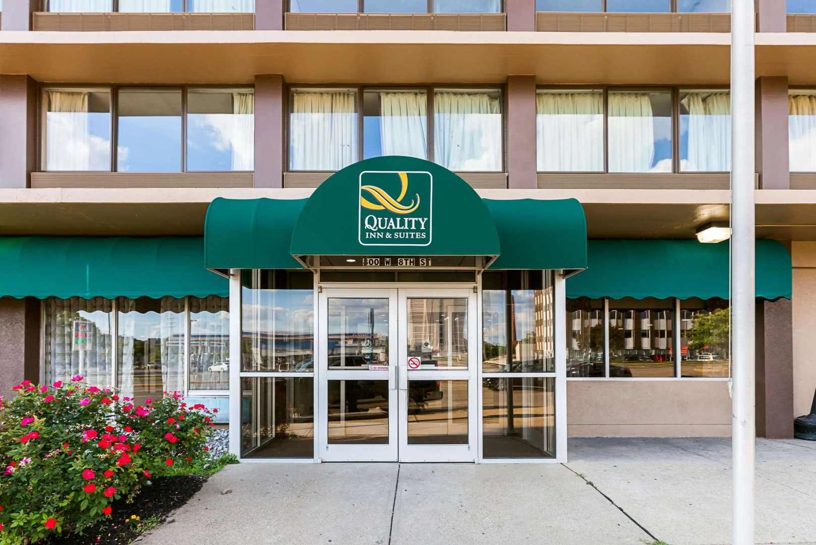 Quality Inn & Suites Cincinnati Downtown Area
