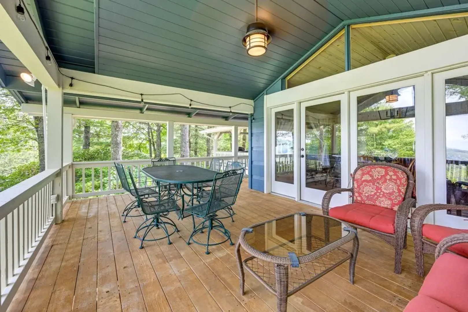 Spacious Sky Valley Home With Resort Perks!