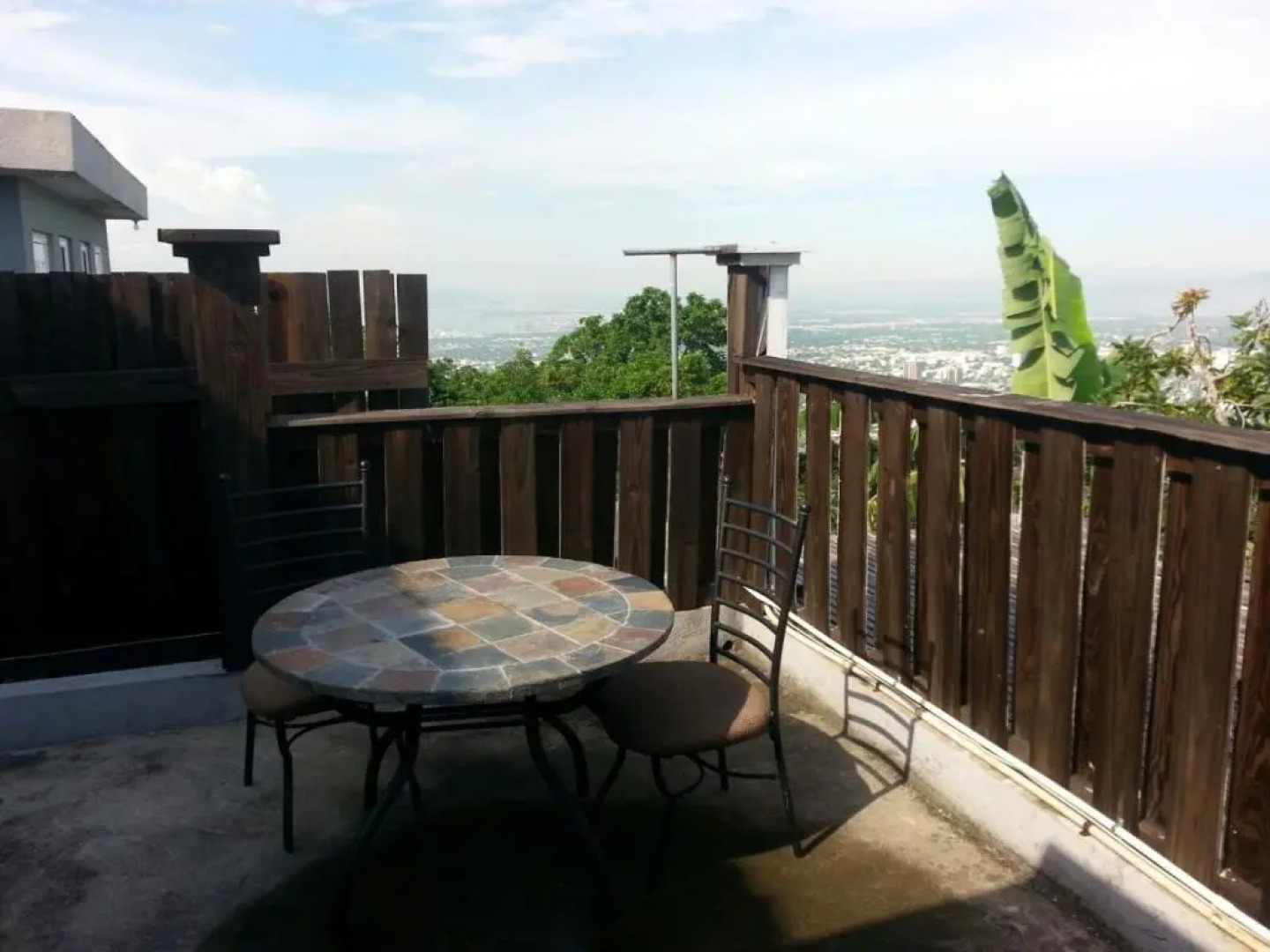 Signature's 21 At the Country Club