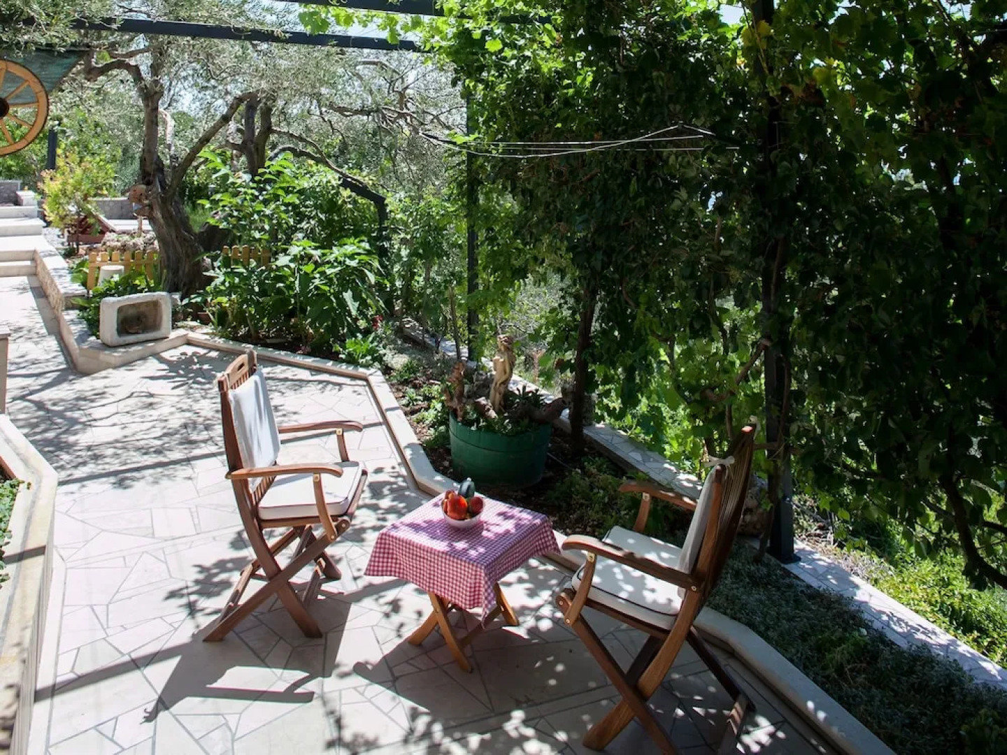 Lovely Villa With Fantastic Panoramic View, Private Swimming Pool, High Privacy