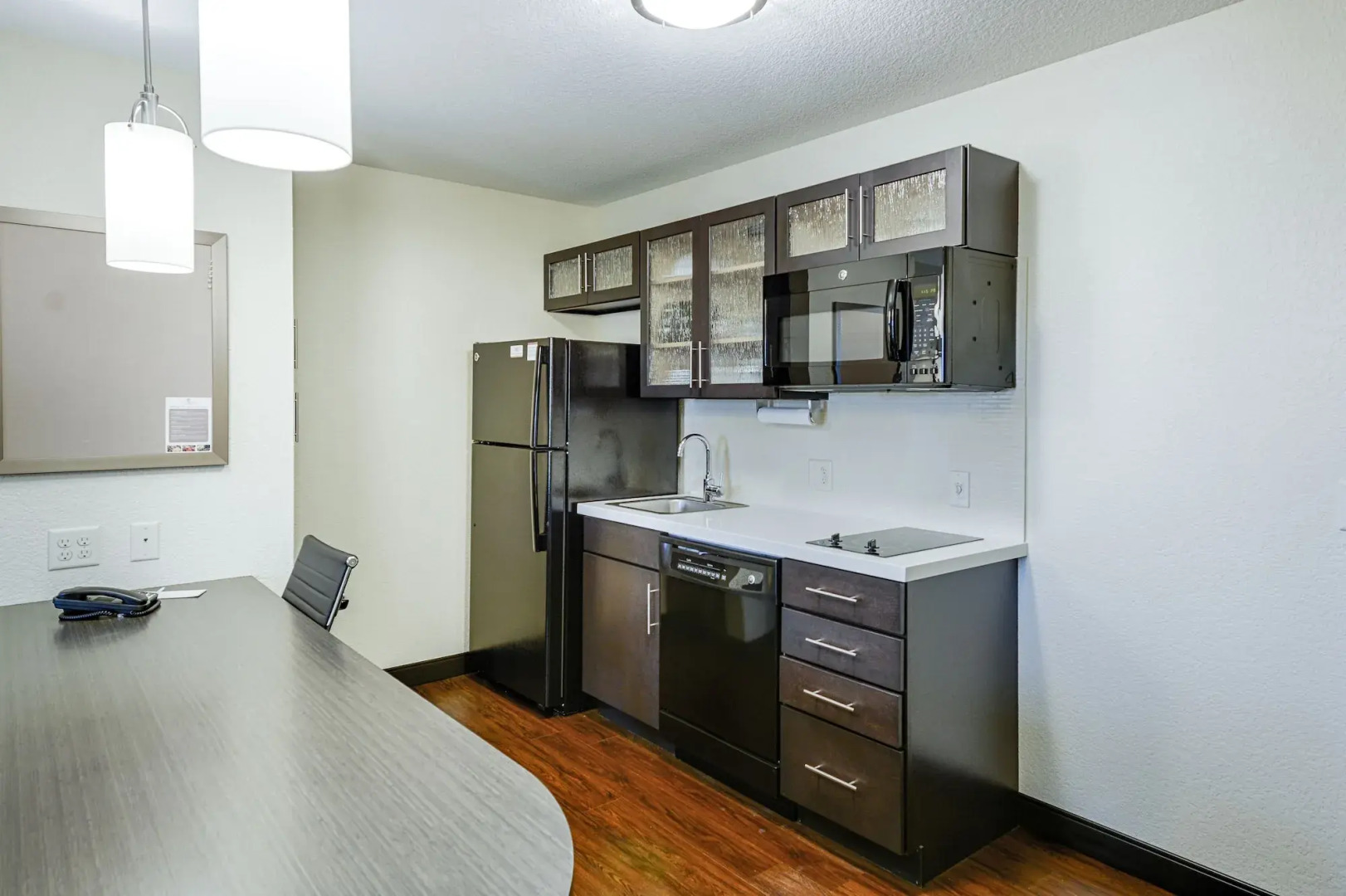 Candlewood Suites Lakeville I-35