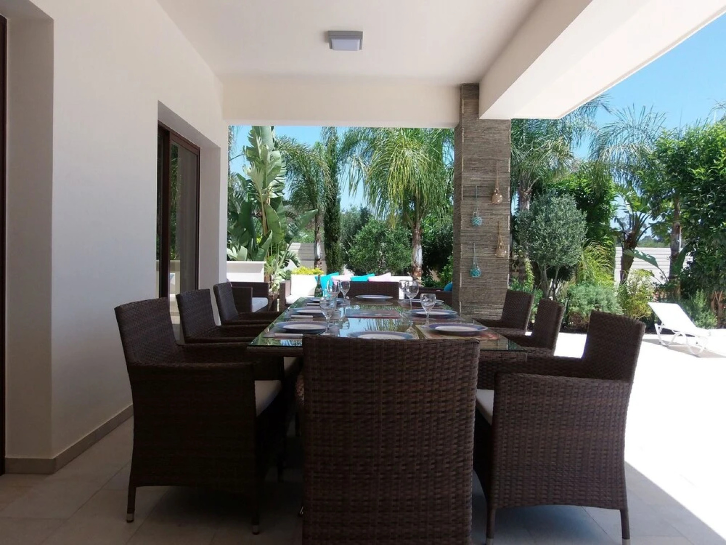 Villa Grecian 1 Platinum