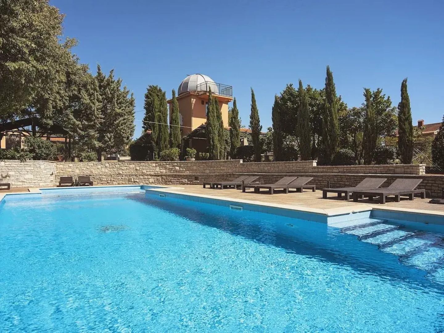 Modern Apartment in Pula With Swimming Pool