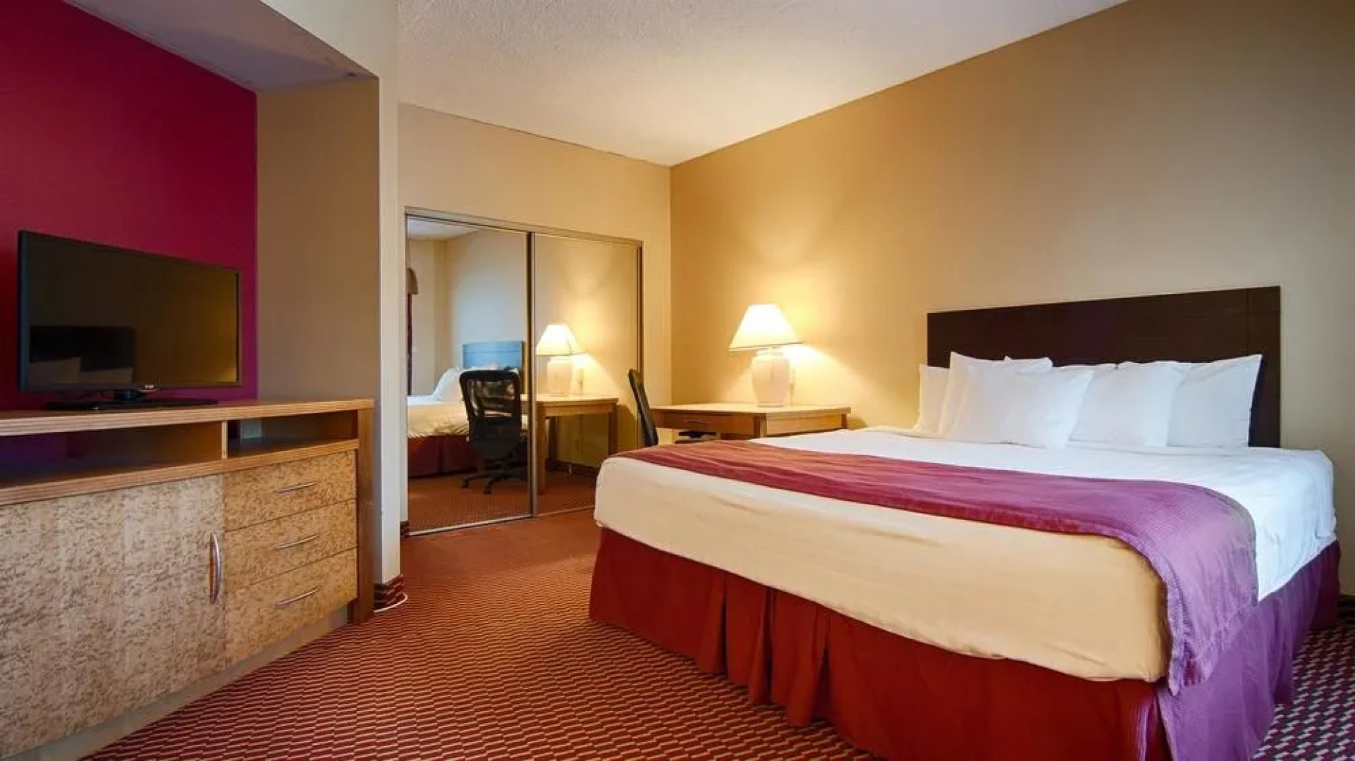 Best Western Syracuse Airport Inn