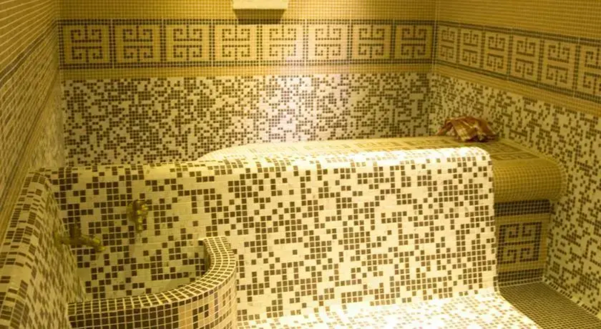 Balneo Comlex Medica Narechen