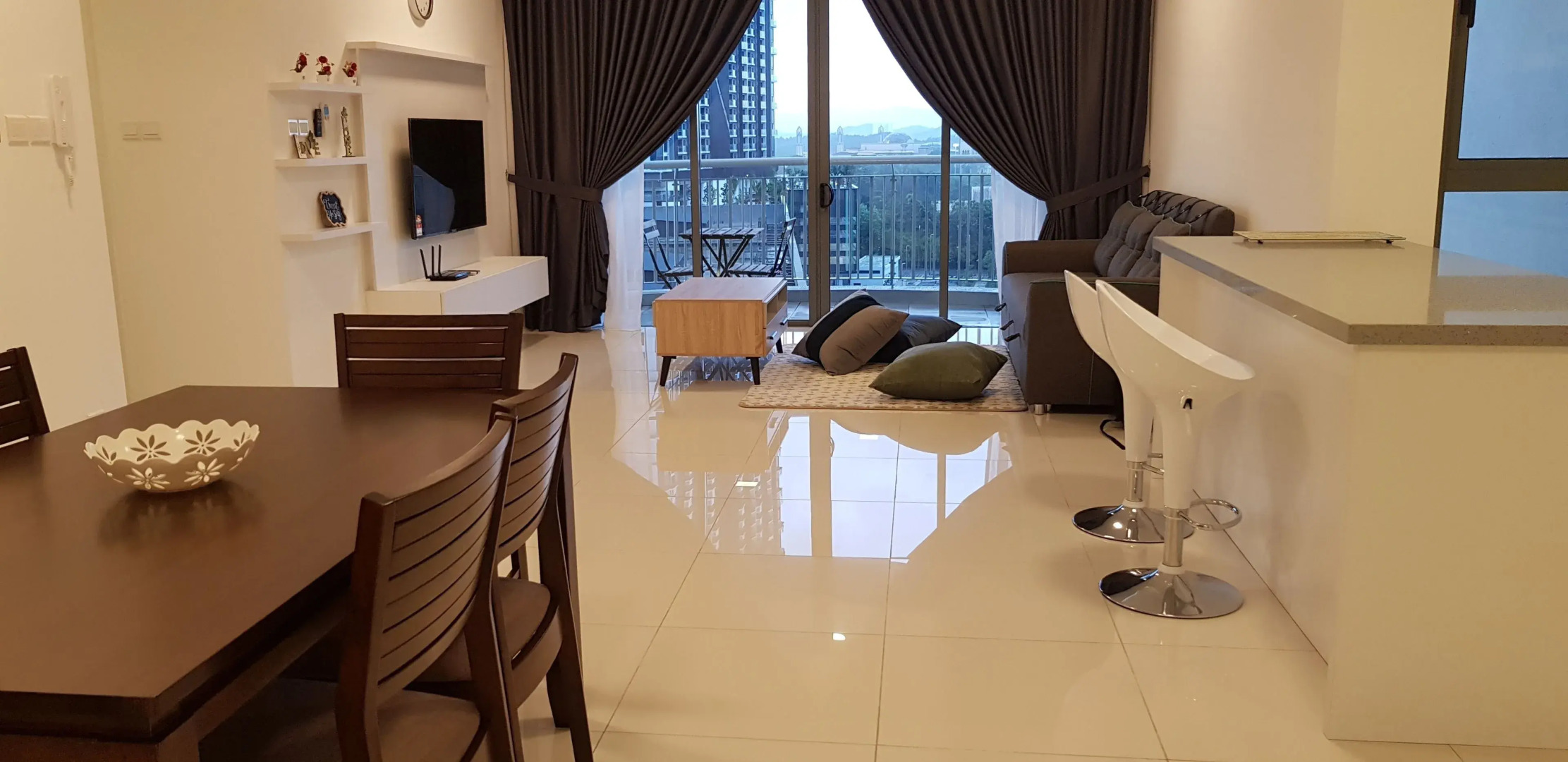 Teega Suite 3BD Seaview Puteri Harbour