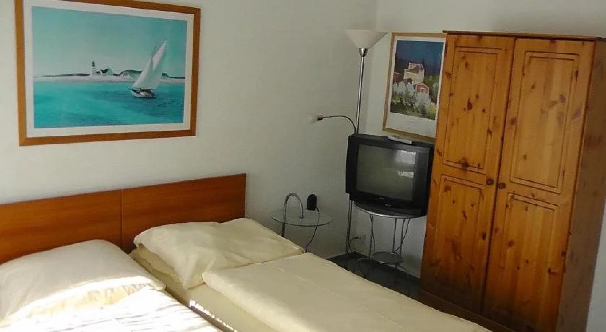 Domhotel Bed & Breakfast