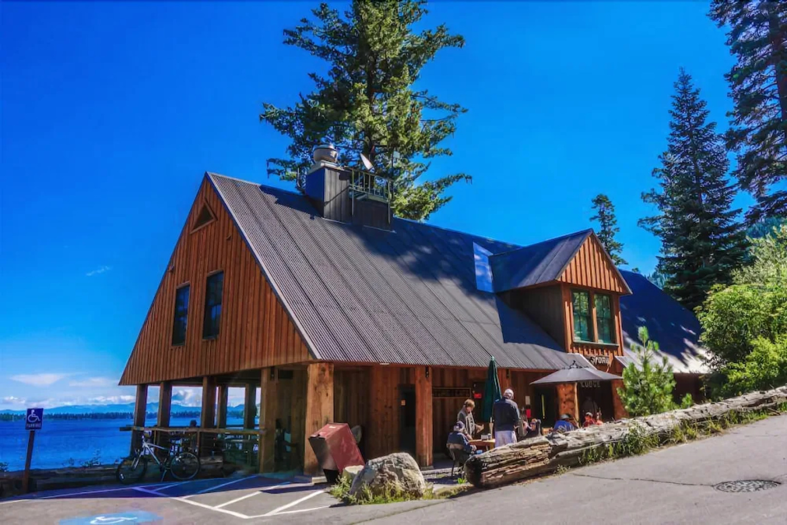 Rogers Cabin 4 Bedrooms 1.5 Bathroom Cabin