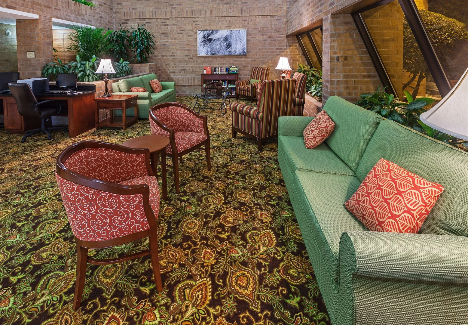 Tulsa Square Hotel Central, I-44 By OYO