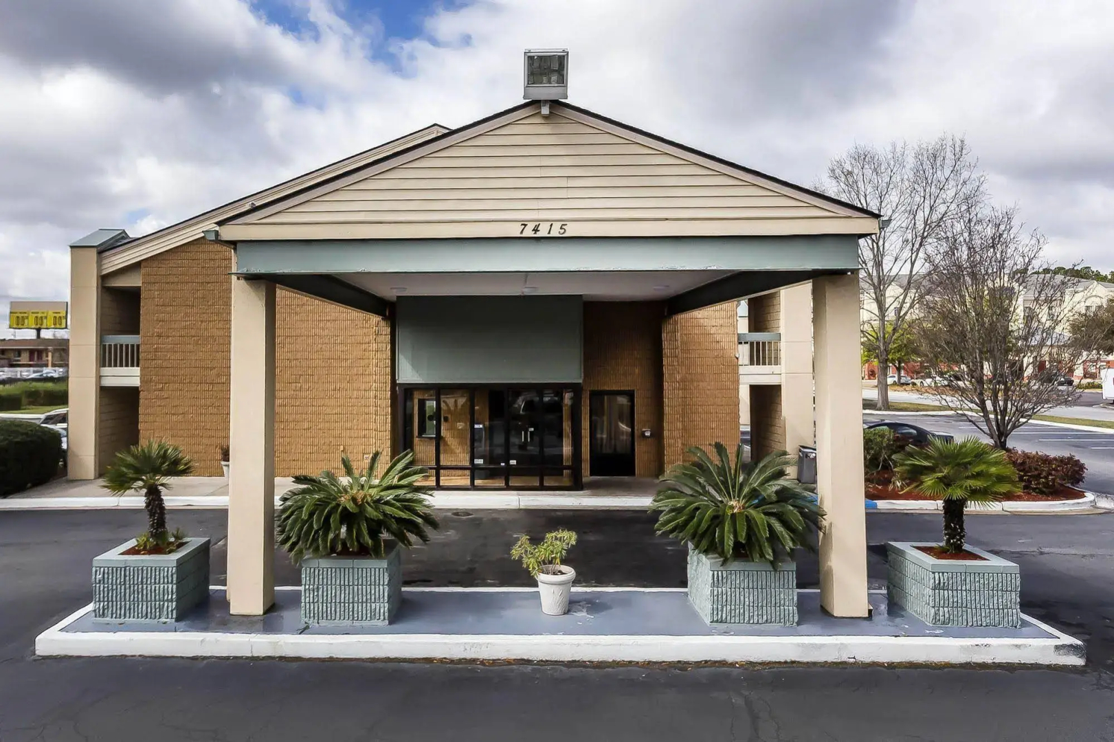 Travelodge by Wyndham North Charleston