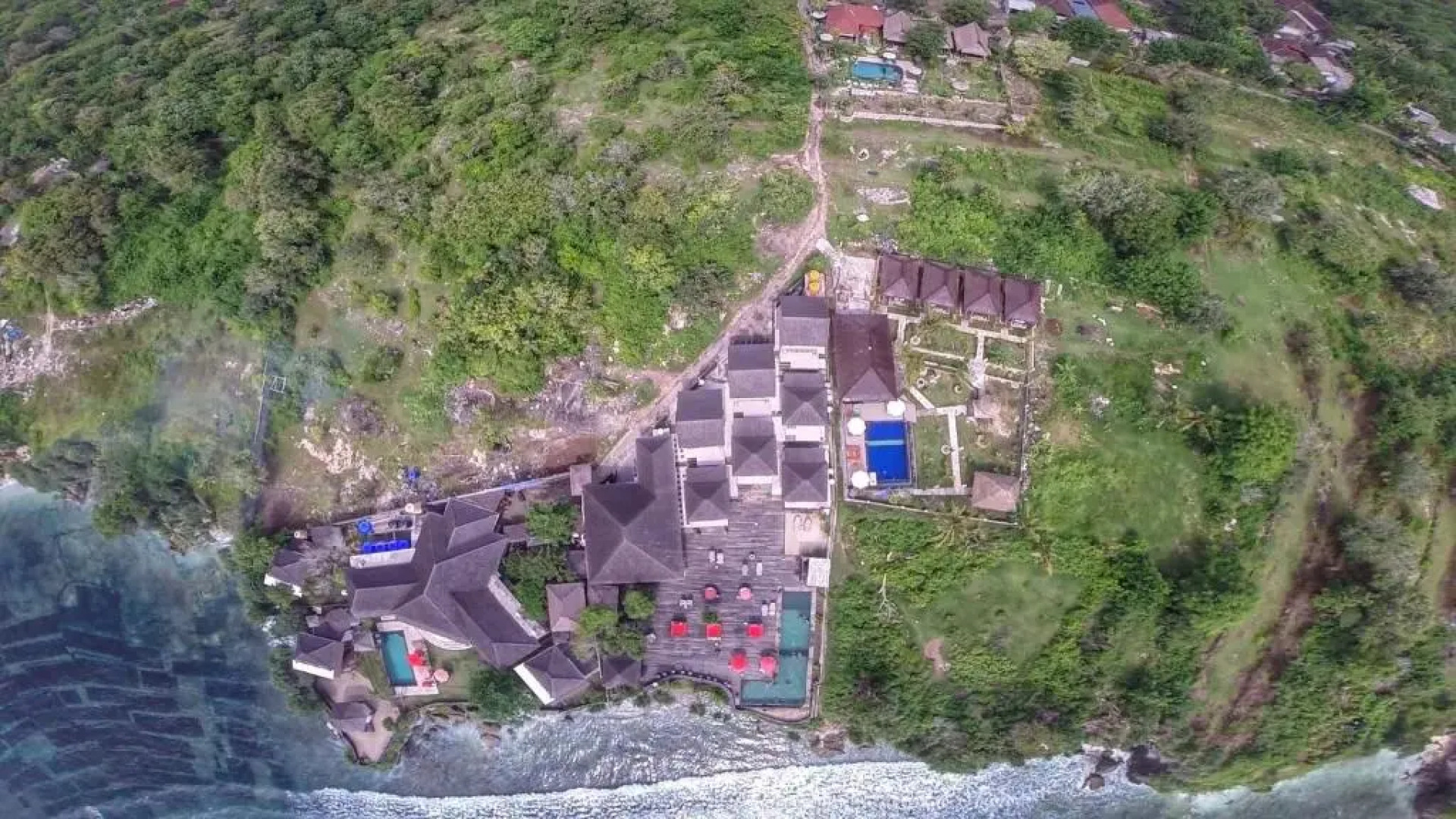 The Palms Ceningan Hotel