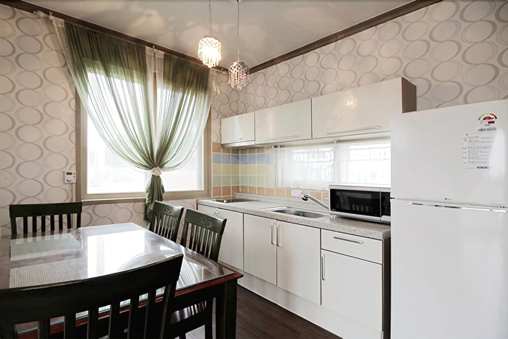 Sunset Aroma Pension