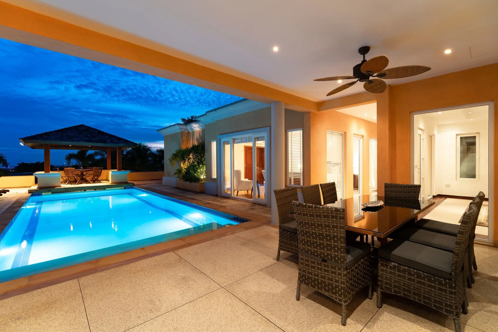 Sunset View Luxury Pool Villa