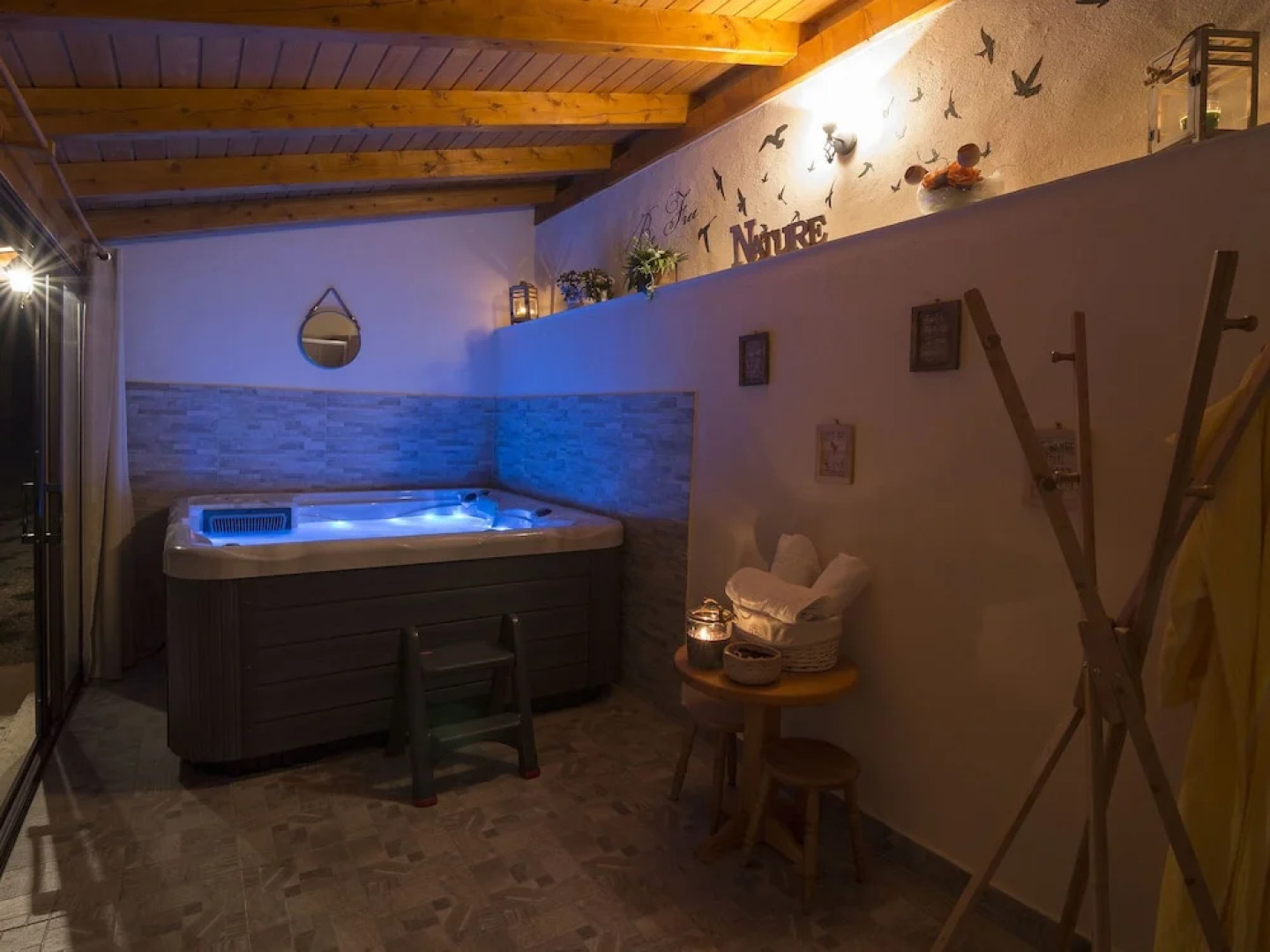 Fantastic two Storey Holiday Home With Beautiful Garden, Amazing Panoramic View