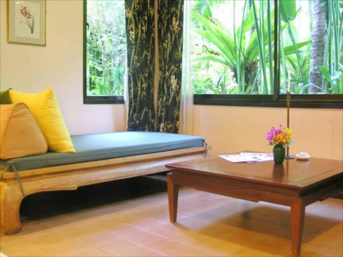 White House Beach Resort And Spa