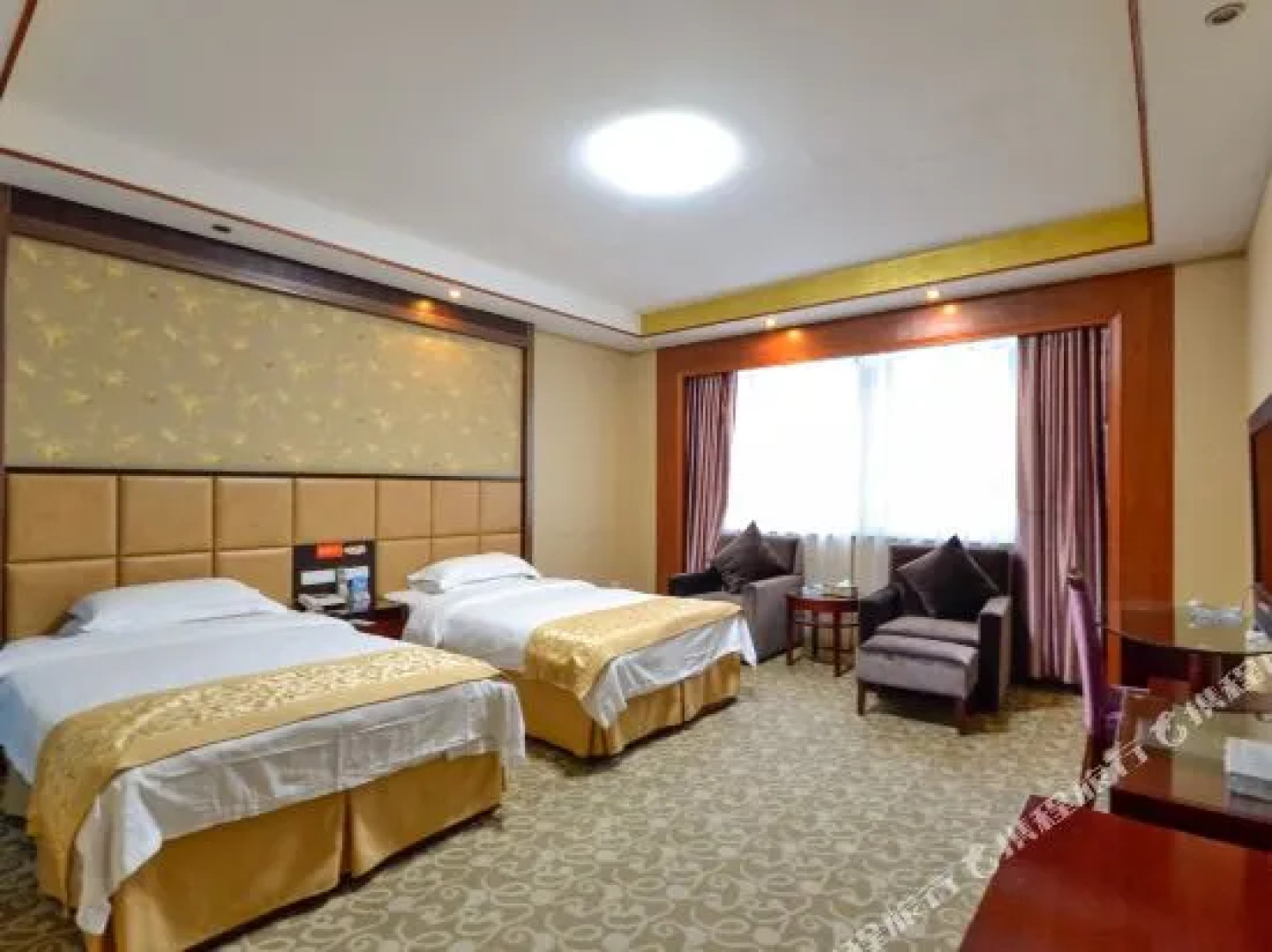 Hua'erdun Business Hotel