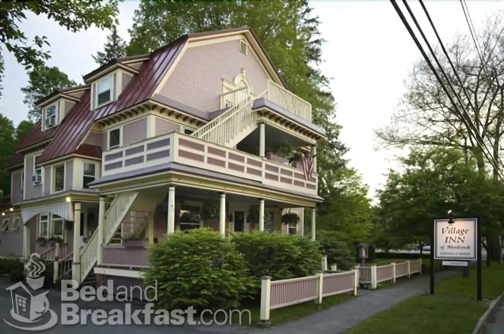 The Village Inn of Woodstock