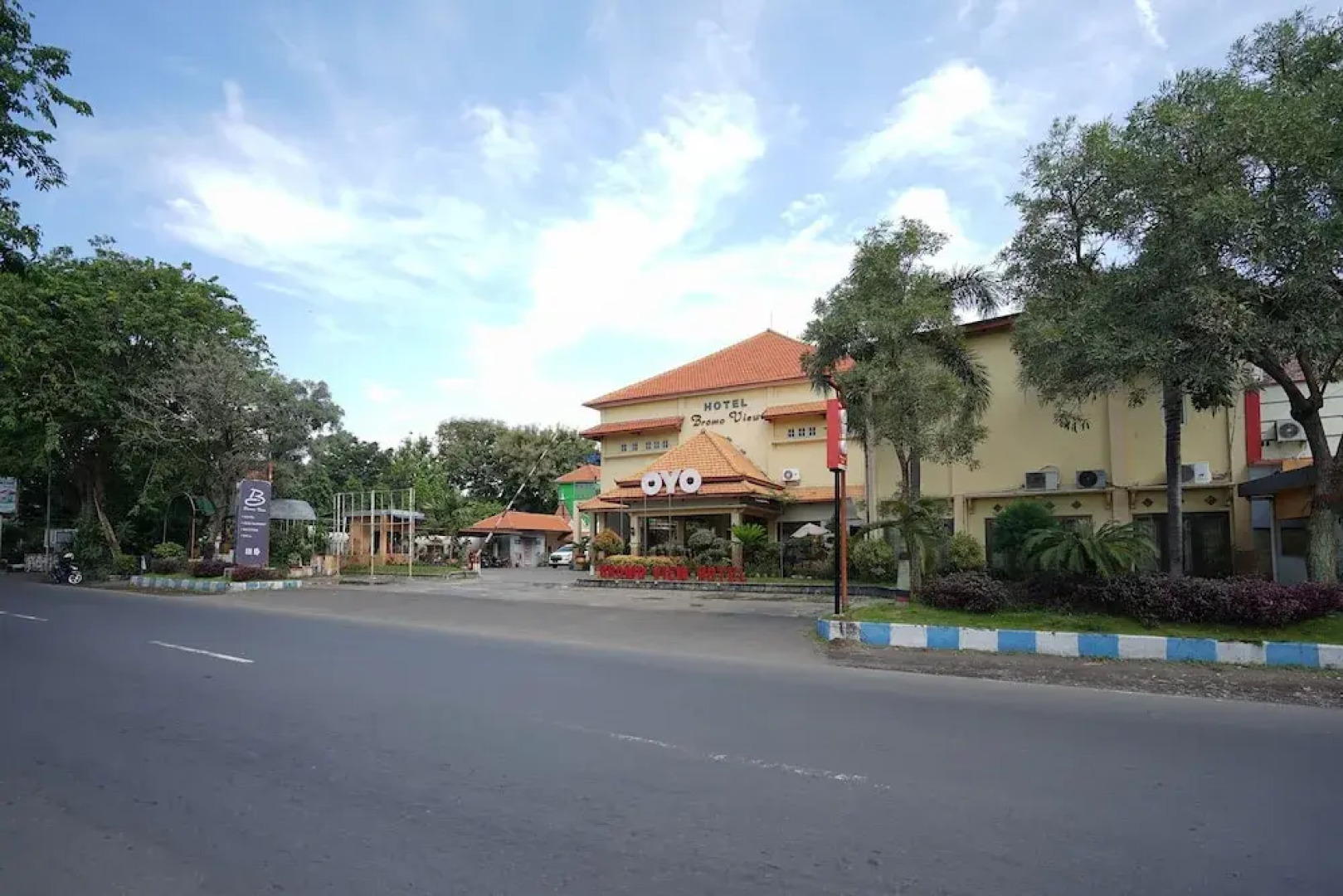 OYO 763 Bromo View Hotel