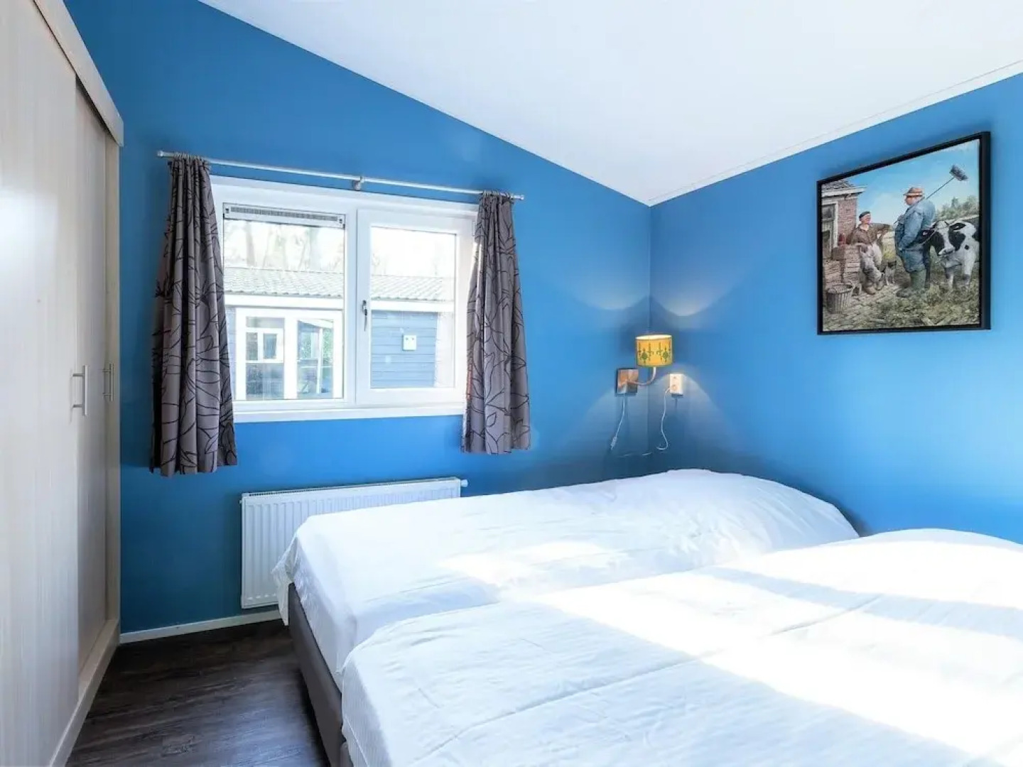 Beautiful House With Sandy Beach, Near Giethoorn