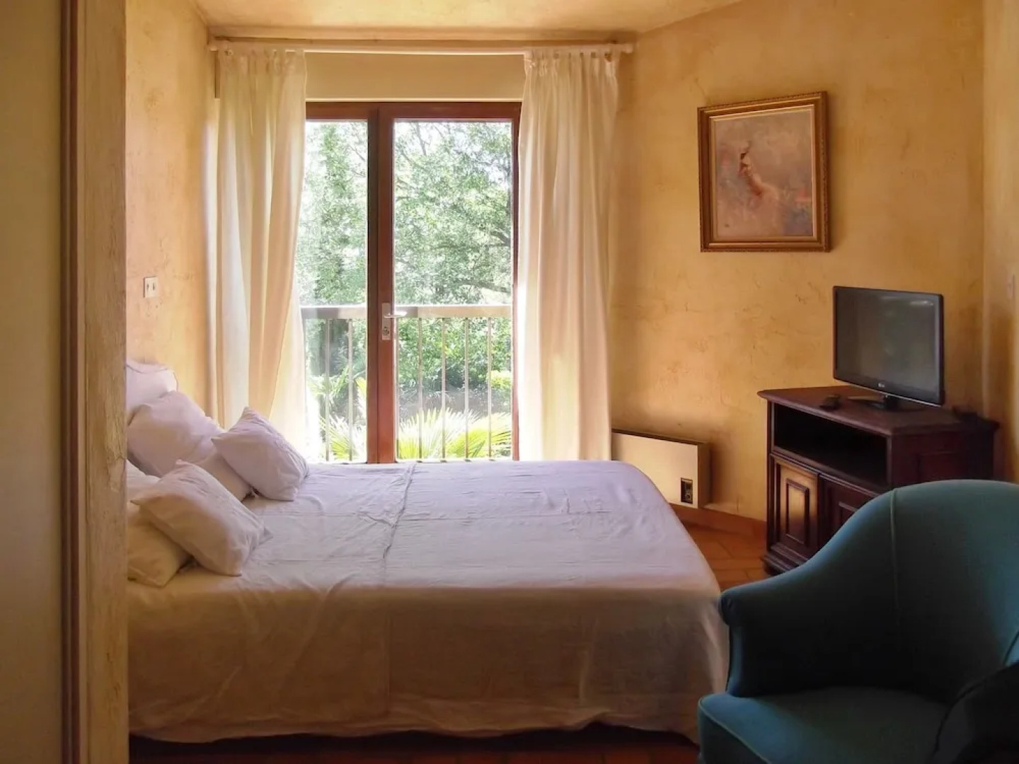 House With one Bedroom in Aubagne, With Pool Access and Enclosed Garde