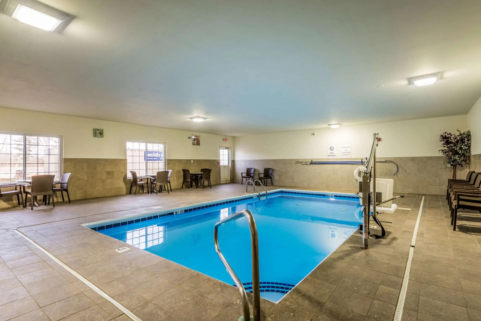 Comfort Inn & Suites Dayton North