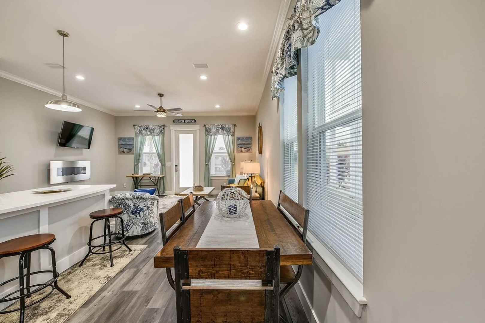 Vacation Station by Book That Condo