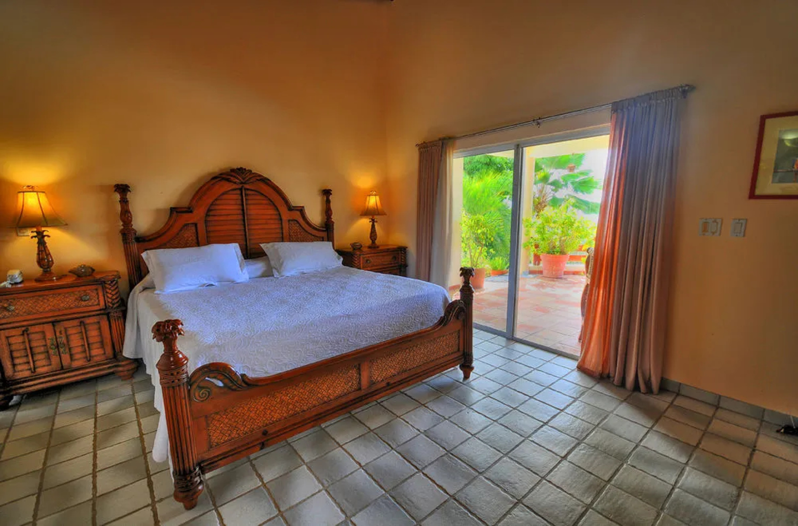 Villa Mystique