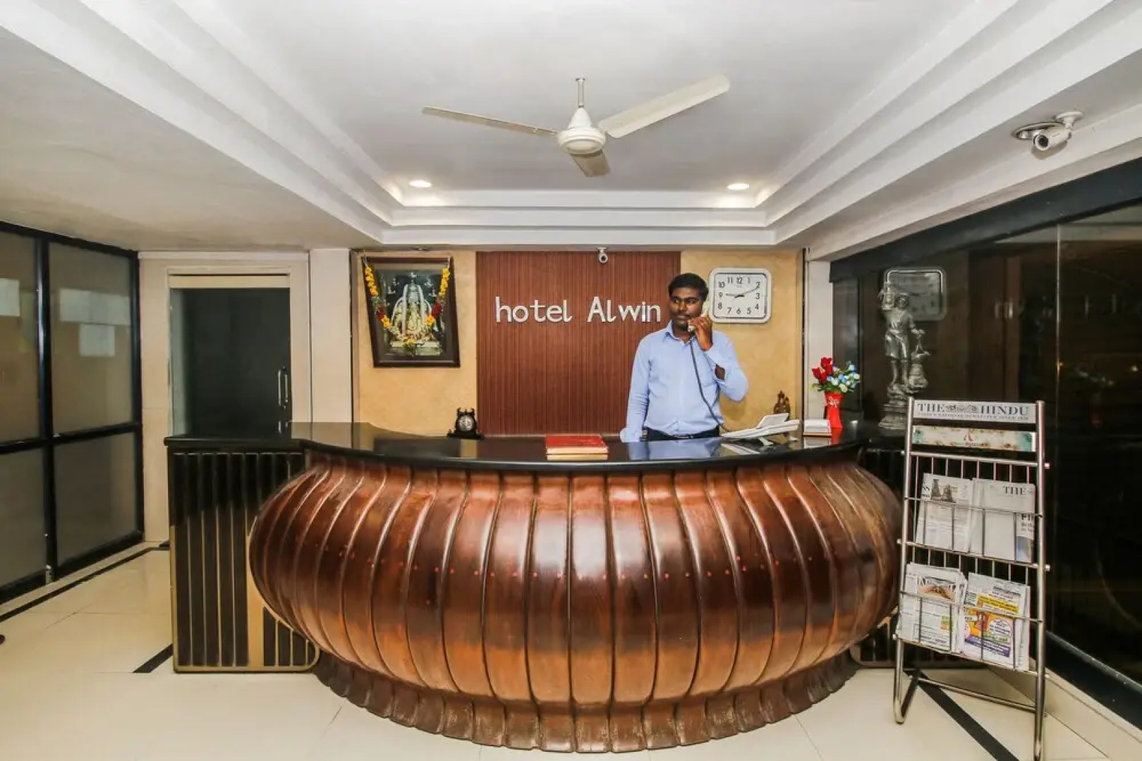 OYO 33399 Hotel Alwin