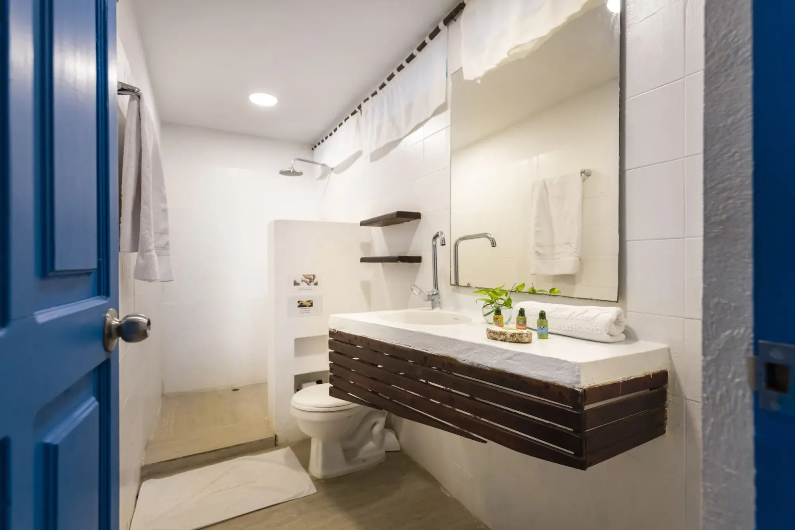 Hotel Coralina Island