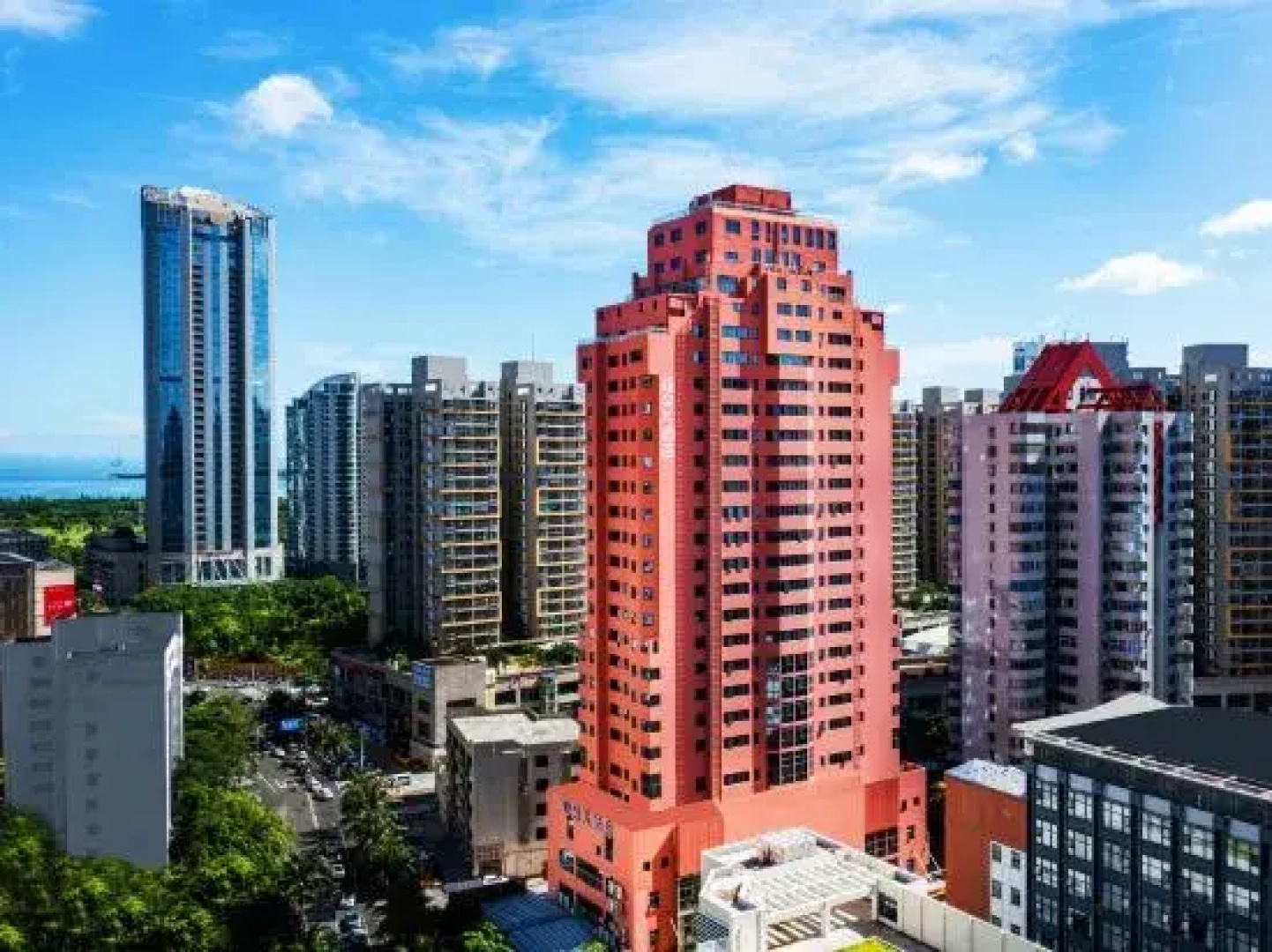 Yishang Plus Hotel (Haikou Friendship Sunshine City Guomao Center Branch)