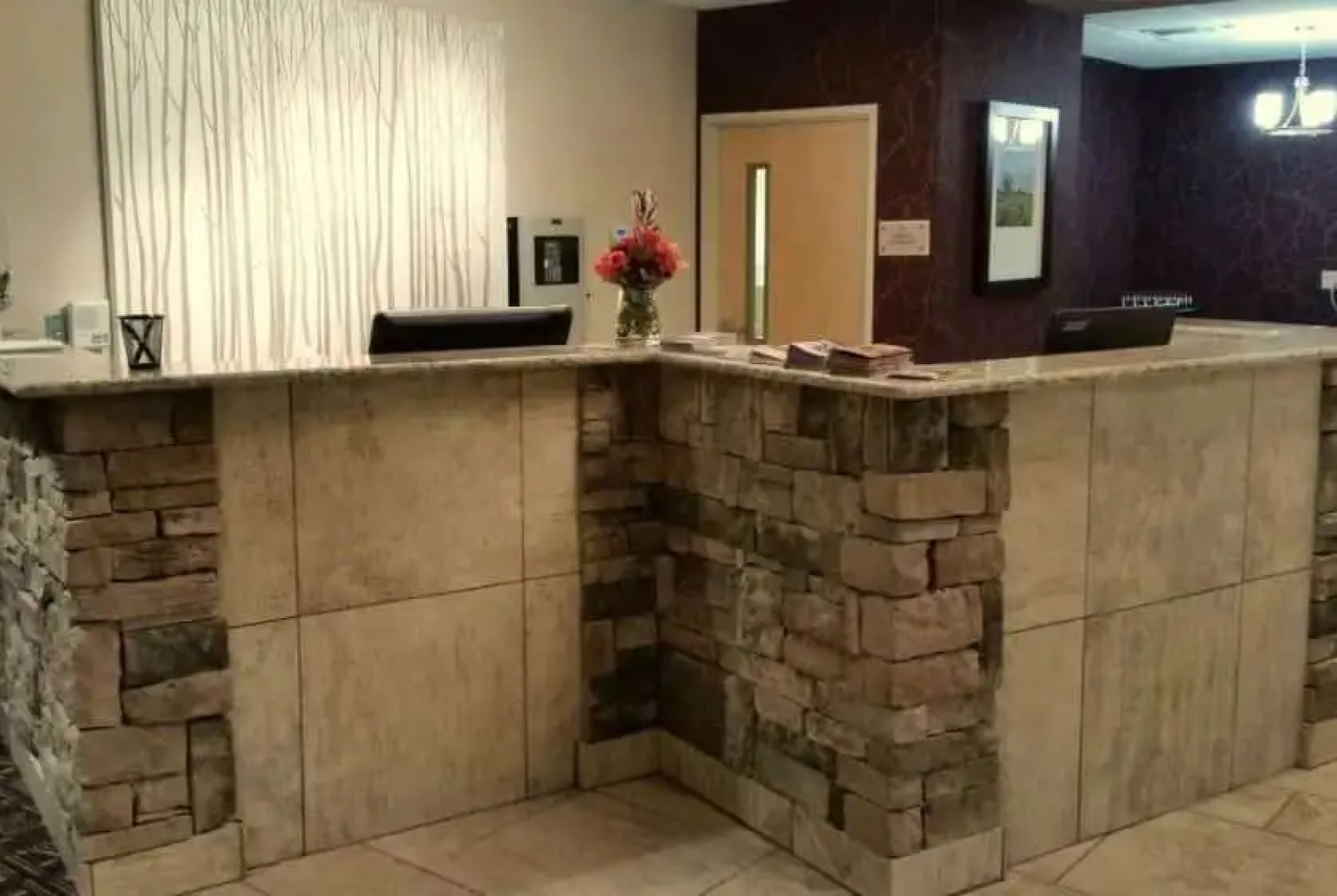 Wingate by Wyndham Elkins