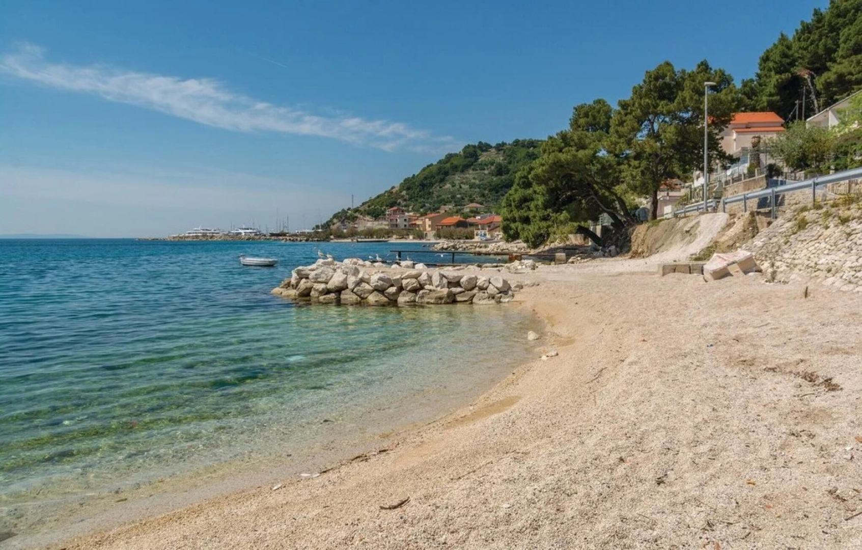 Amazing Home in Jesenice Bajnice With Wifi and 2 Bedrooms