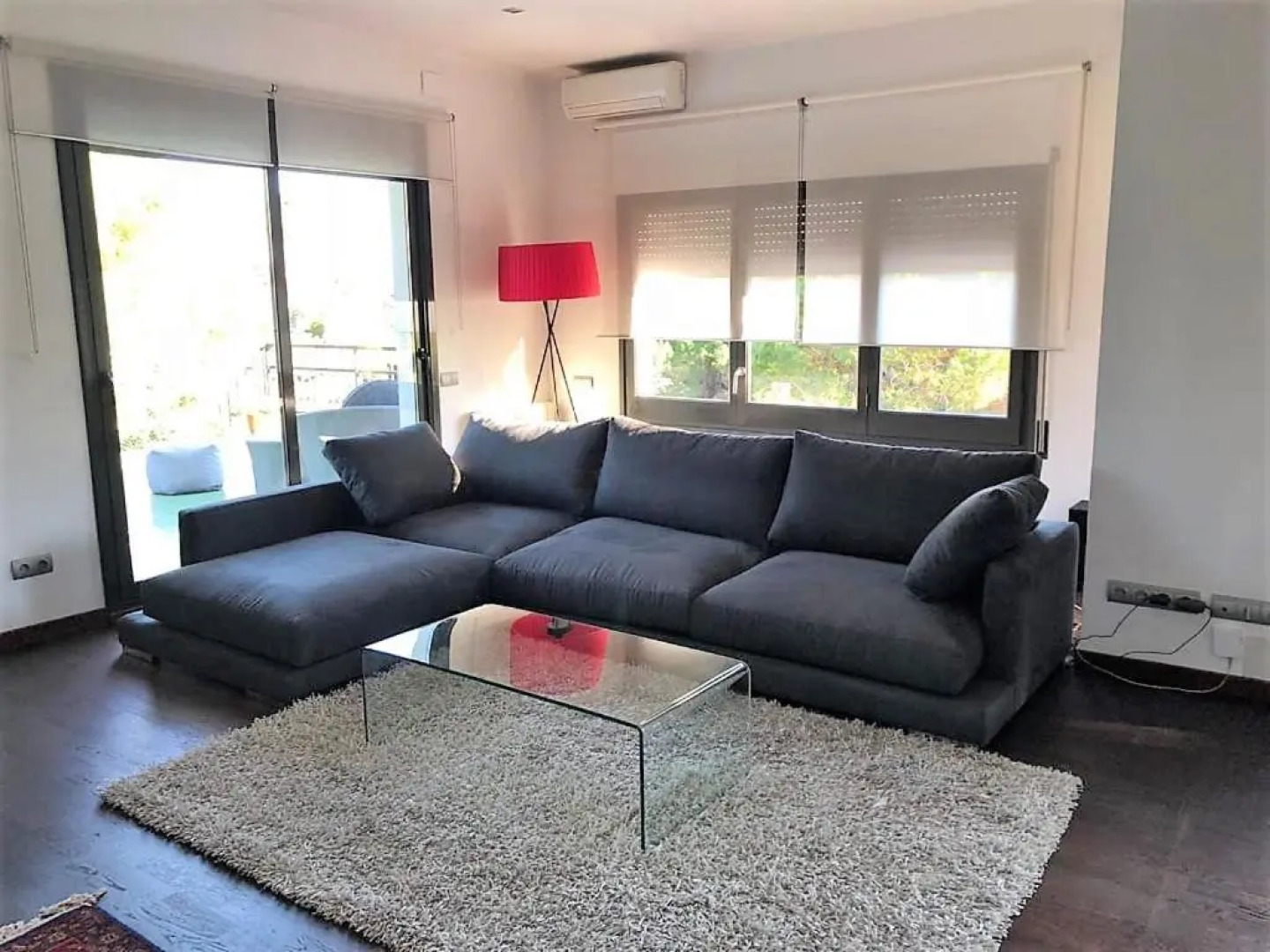 Vila Burriac ,Sunny, Spacious , Private Pool