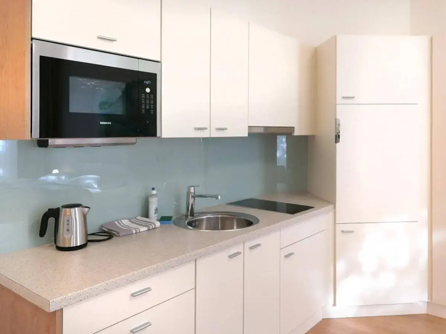 Riess City Rooms - Self Check-In