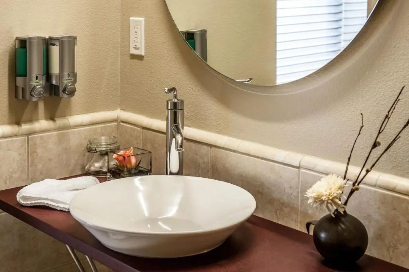 Gravity Haus Truckee-Tahoe