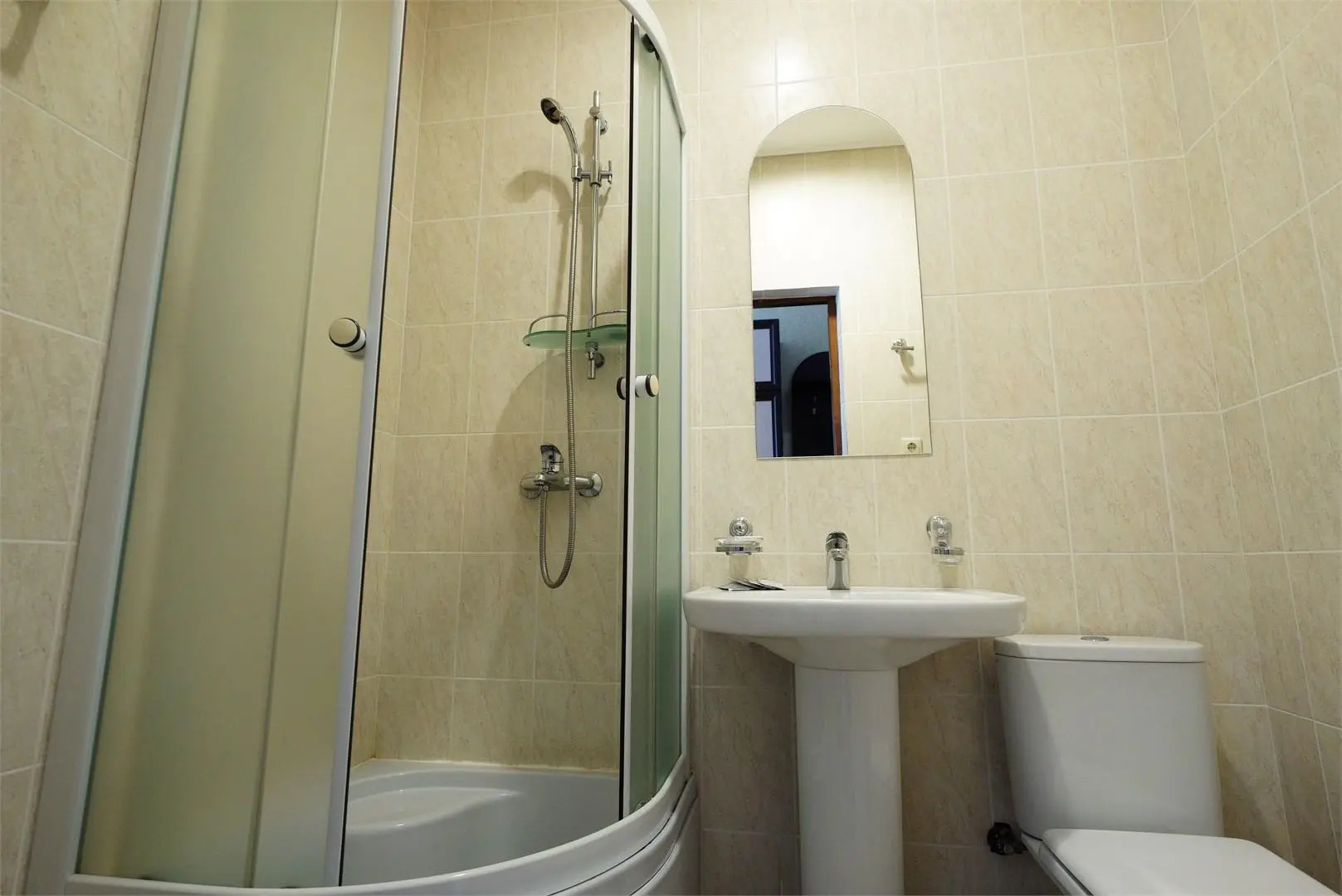 Usengi Hotel and Hostel (Юсенги Отель и Хостел)