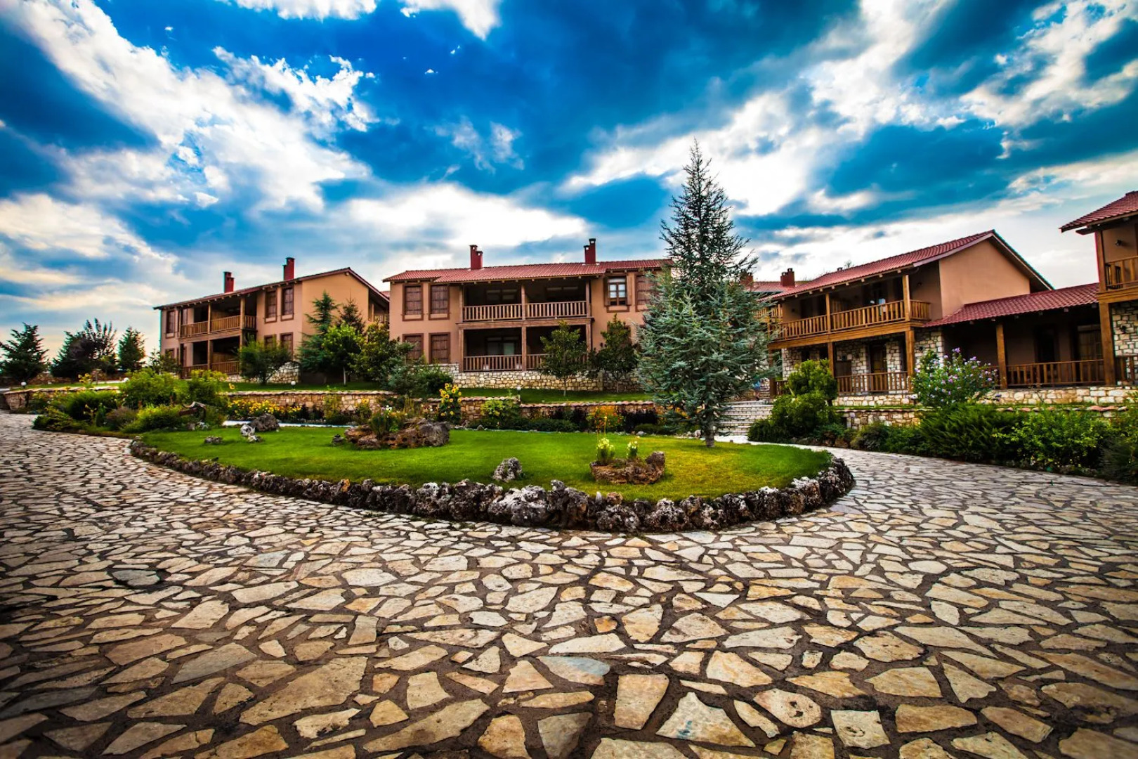 Vitina House Forest Resort