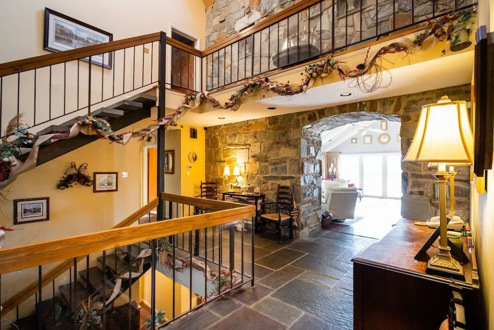 Laurel Grove Inn on the South