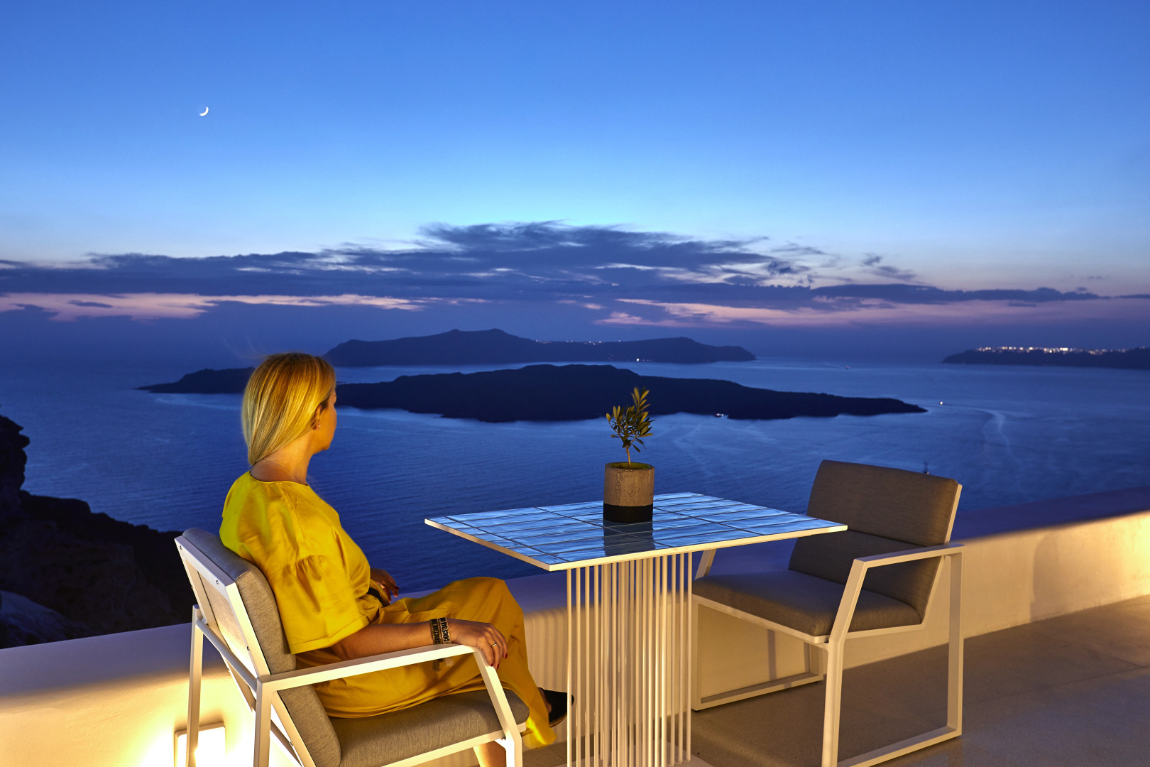 Alti Santorini Suites