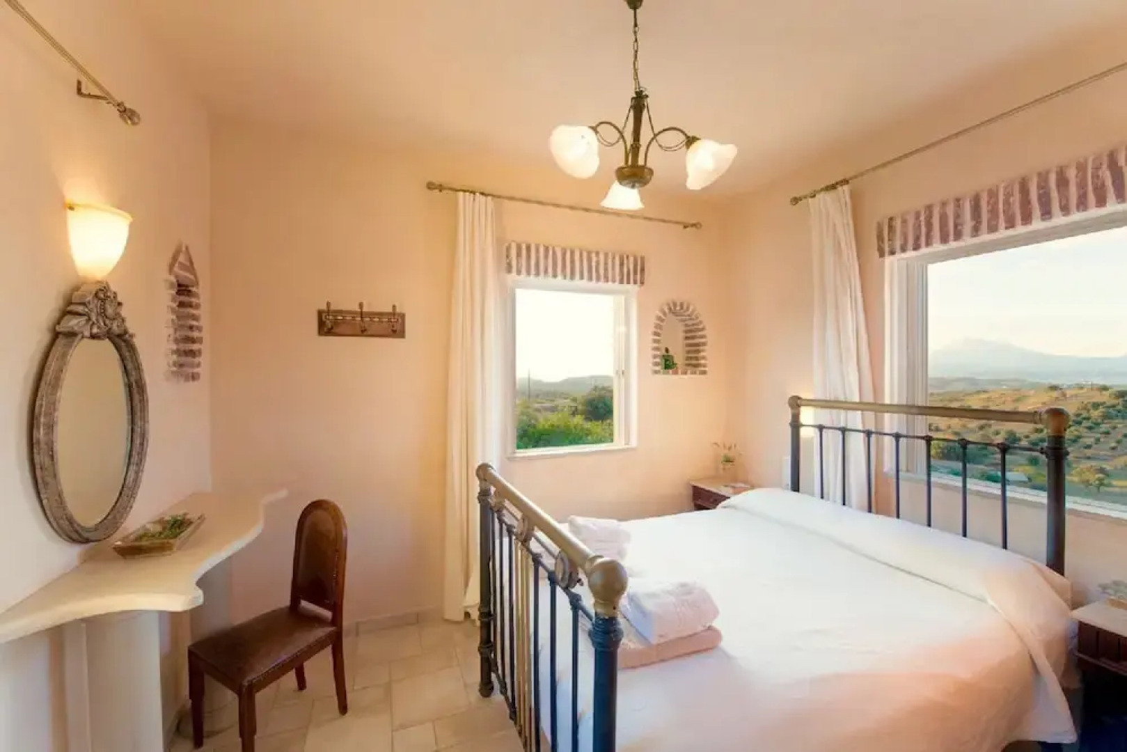 Myrsini Villa by LeaderStay