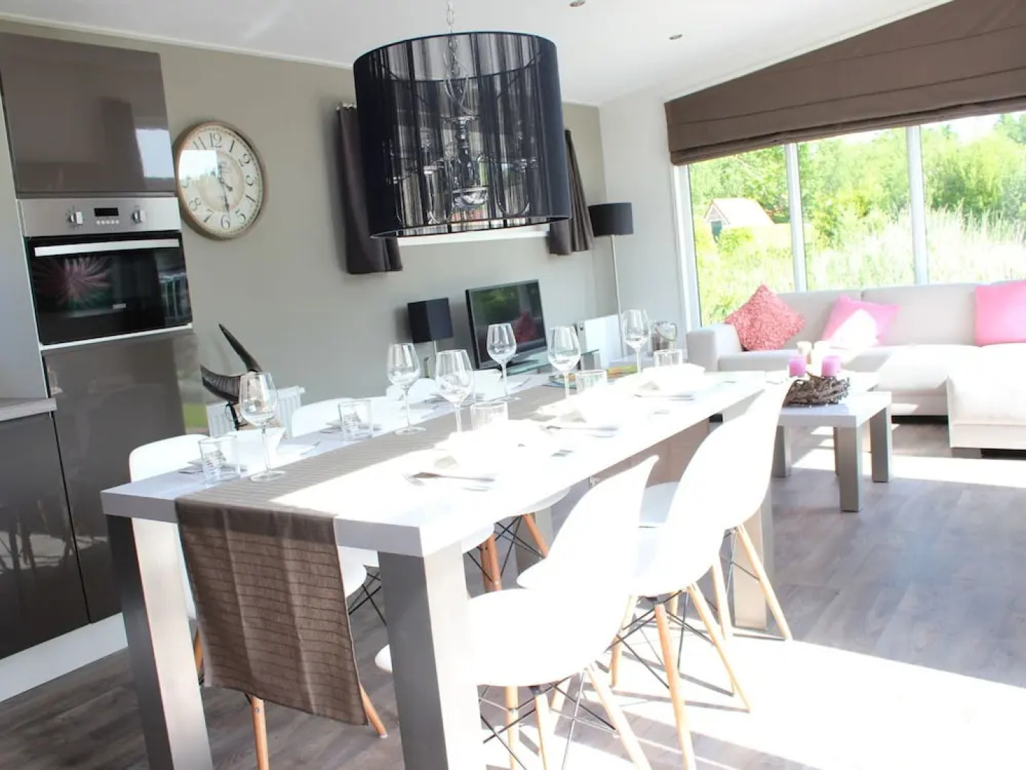 Modern Chalet Near Brunssummerheide