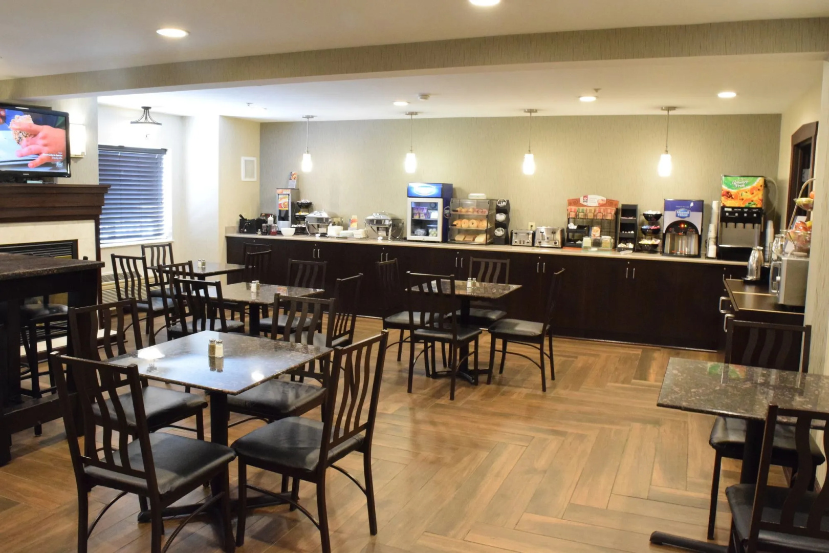 Best Western Crown Inn & Suites