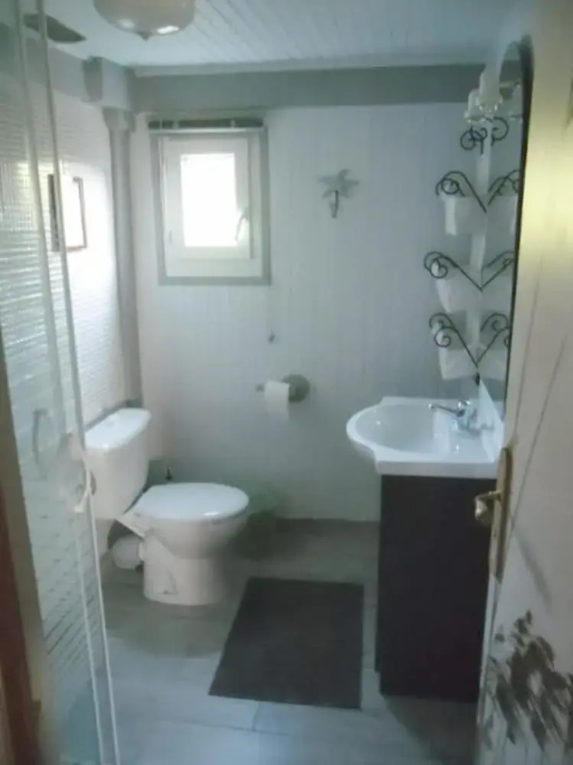 Chalet With one Bedroom in Dives-sur-mer, With Enclosed Garden and Wifi - 500 m From the Beach