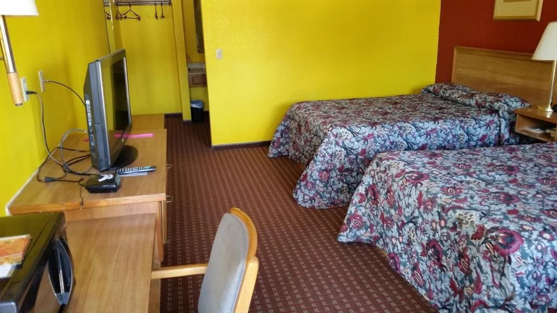 Land Of Ahs Motor Inn