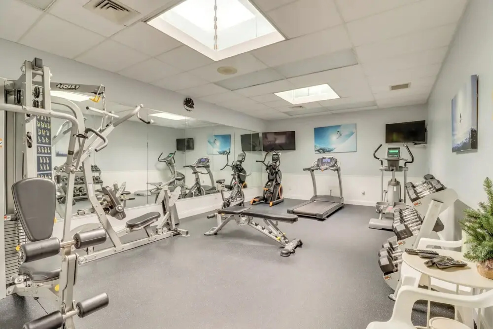 1 Mi to Camelback Resort: Tannersville Townhome