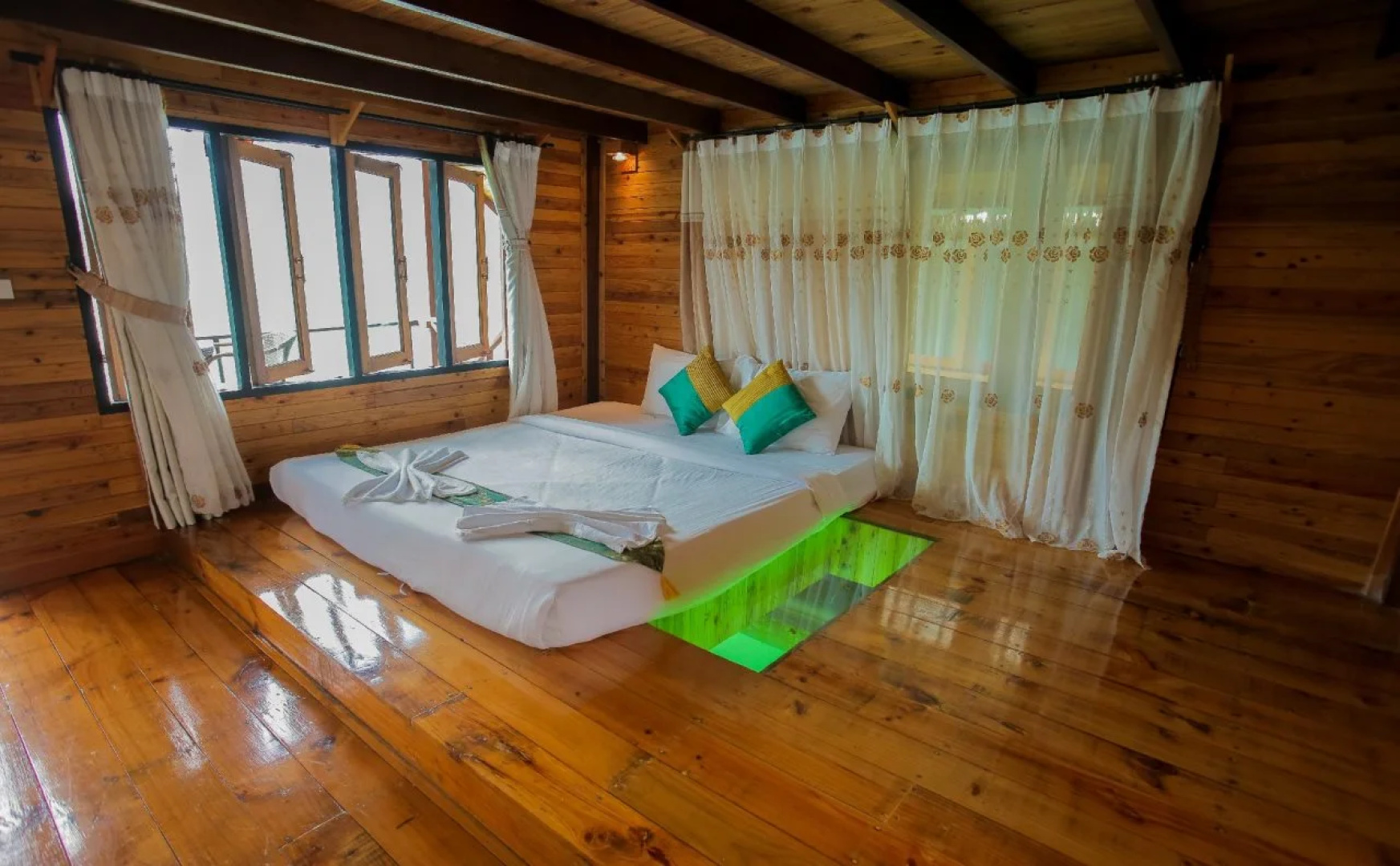 Keeree Warin Chiewlarn Resort