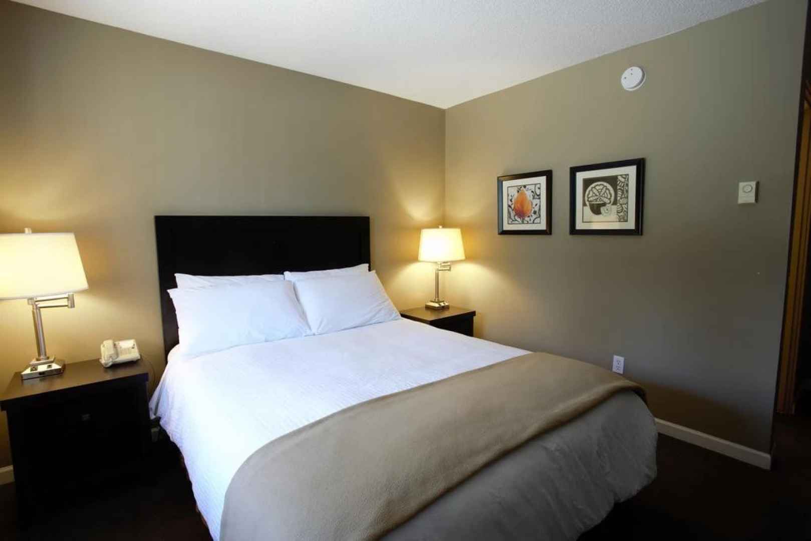 Recreation Inn & Suites