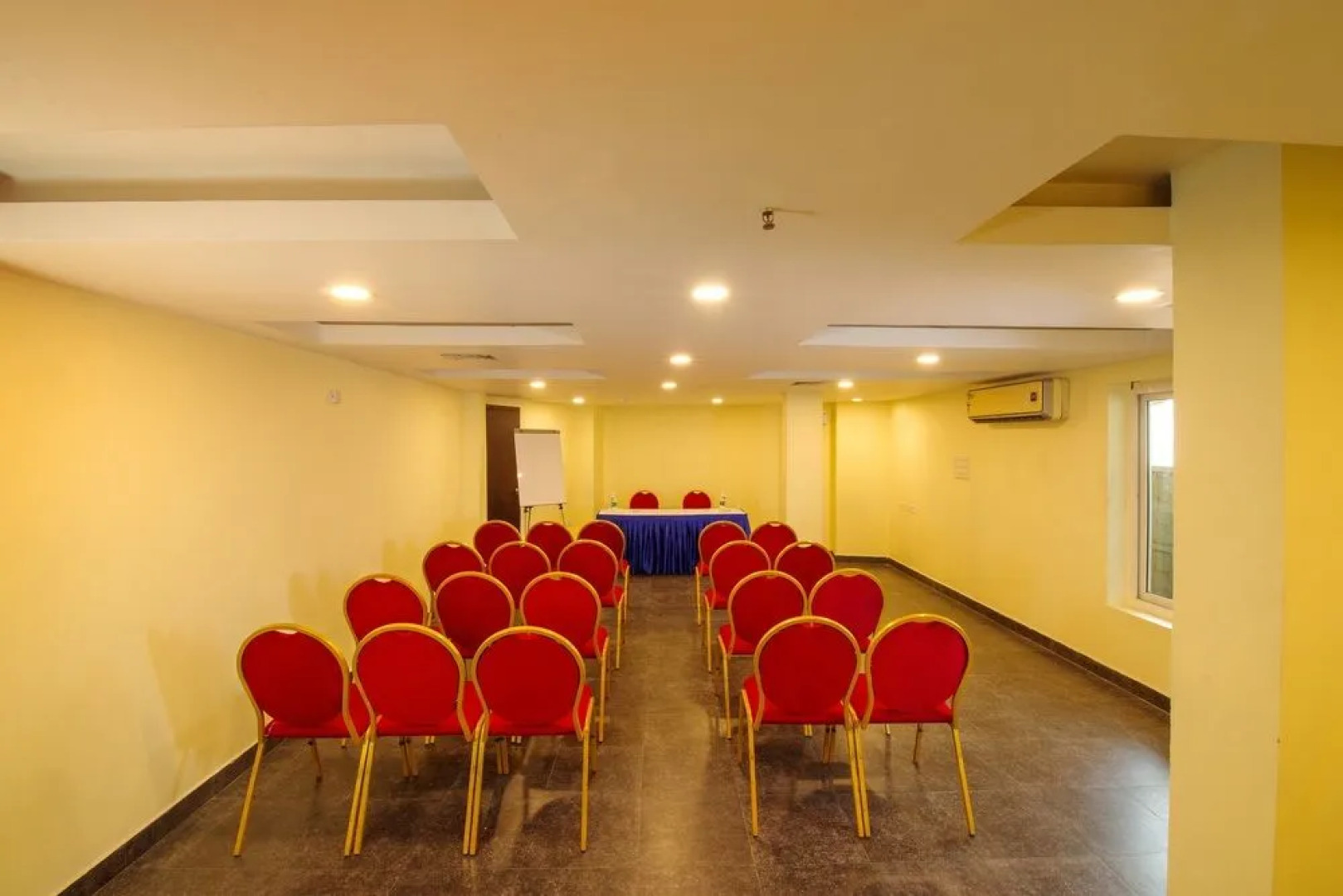 Vedanta Wake Up - Ernakulam, North Railway Station