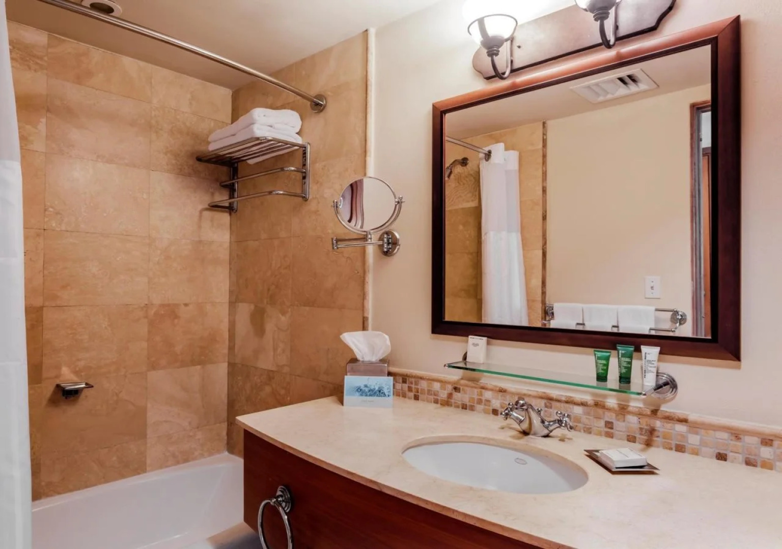 Condado Lagoon Villas at Paseo Caribe