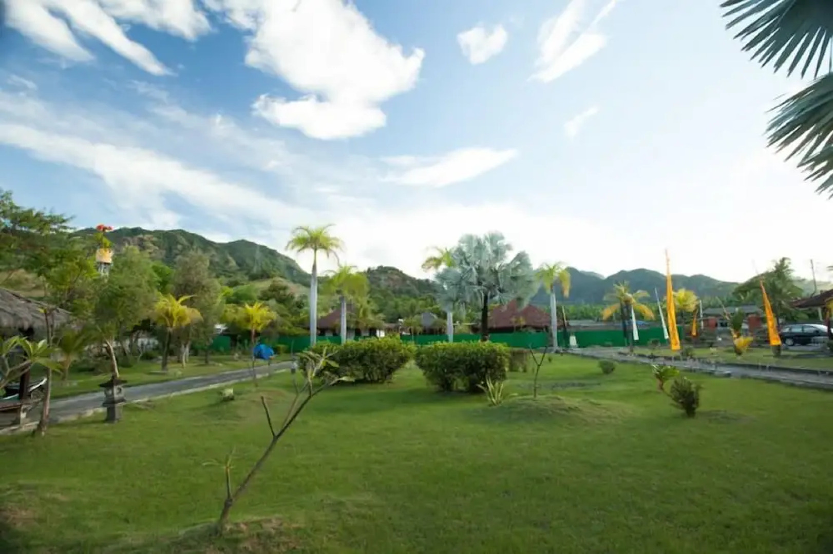 Segara Bukit Seaside Cottages